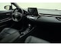 Toyota C-HR 1.8 Hybrid Executive | Navigatie | Climate Control | Stoelverwarming | Verwarmde voorruit | Verwarmd stuurwiel | Afneembare trekhaak | Camera | Keyless Entry & Start | Lederen bekleding