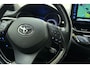 Toyota C-HR 1.8 Hybrid Executive | Navigatie | Climate Control | Stoelverwarming | Verwarmde voorruit | Verwarmd stuurwiel | Afneembare trekhaak | Camera | Keyless Entry & Start | Lederen bekleding