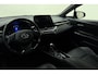Toyota C-HR 1.8 Hybrid Executive | Navigatie | Climate Control | Stoelverwarming | Verwarmde voorruit | Verwarmd stuurwiel | Afneembare trekhaak | Camera | Keyless Entry & Start | Lederen bekleding
