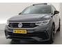 Volkswagen Tiguan 1.5 TSI R-Line | Pano | Elek. Trekhaak | Camera + PDC | CarPlay | Dodehoek | Dig. Cockpit | Adapt. Cruise