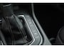 Volkswagen Tiguan 1.5 TSI R-Line | Pano | Elek. Trekhaak | Camera + PDC | CarPlay | Dodehoek | Dig. Cockpit | Adapt. Cruise