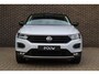 Volkswagen T-Roc 1.5 TSI 150pk Sport | Navigatie | Afneembare trekhaak | Stoelverwarming