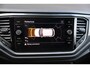 Volkswagen T-Roc 1.5 TSI 150pk Sport | Navigatie | Afneembare trekhaak | Stoelverwarming