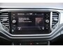 Volkswagen T-Roc 1.5 TSI 150pk Sport | Navigatie | Afneembare trekhaak | Stoelverwarming