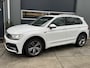 Volkswagen Tiguan 1.5 TSI 130pk H6 Comfortline Business R-line Panoramadak Trekhaak Massage Stoel Stoelverwarming Camera