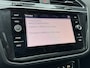 Volkswagen Tiguan 1.5 TSI 130pk H6 Comfortline Business R-line Panoramadak Trekhaak Massage Stoel Stoelverwarming Camera