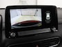 Hyundai Kona Electric EV Premium 64 kWh | SOH 100% | 3 Fase | Stoelventilatie | Leder | Head-Up | Warmtepomp | Camera | Achterbankverwarming | Carplay | Navigatie | Adaptive cruise | Keyless | Parkeerhulp