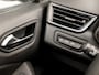 Renault Clio 1.0 TCe 90 Equilibre Sport (APPLE CARPLAY, GROOT NAVI, LM VELGEN, PARKEERSENSOREN, SPORTSTOELEN, CRUISE, LED KOPLAMPEN, NIEUWSTAAT)