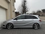 Mercedes-Benz B-klasse 180 AMG Aut Navi SportLeder Led Nightpakket 18" Pdc