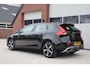 Volvo V40 2.0 T4 190PK R-Design Business Sport - Half leder - Zwarte hemel - Afneembare trekhaak - Stoelverwarming