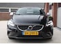 Volvo V40 2.0 T4 190PK R-Design Business Sport - Half leder - Zwarte hemel - Afneembare trekhaak - Stoelverwarming