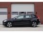 Volvo V40 2.0 T4 190PK R-Design Business Sport - Half leder - Zwarte hemel - Afneembare trekhaak - Stoelverwarming