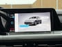 Volkswagen Golf 1.0 TSI Life | LED | Stoelverwarming | Navigatiesysteem | Lichtmetalen velgen | Keyless start | Achteruitrijcamera | Parkeersensoren voor en achter | Cruise control adaptief | Climate control