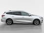 Ford Focus Wagon 1.0 EcoBoost Hybrid ST Line X | Automaat | Adaptief cruise control | Dodehoek detectie | Panorama dak | Draadloos opladen mobiel | Parkeersensoren voor en achter | Achteruitrijcamera | 17" lichtmetalen velgen | Privacy glas |