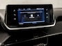 Peugeot 2008 1.2 PureTech Sport (APPLE CARPLAY, NAVIGATIE, PARKEERSENSOREN, SPORTSTOELEN, CRUISE, LM VELGEN, NIEUWE APK, NIEUWSTAAT)