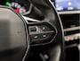 Peugeot 2008 1.2 PureTech Sport (APPLE CARPLAY, NAVIGATIE, PARKEERSENSOREN, SPORTSTOELEN, CRUISE, LM VELGEN, NIEUWE APK, NIEUWSTAAT)