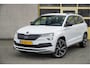 Skoda Karoq 1.5 TSI ACT 150PK! Automaat Sportline Business BJ2021 Lmv 19" | Led V+A | Pdc | Navi | Keyless entry | Elek. achterklep | Achteruitrijcamera | App-Connect | Virtual cockpit | Canton audio | | Sportstoelen | Verwarmde voorstoelen/stuurwiel | Zwarte hemel