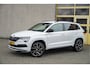 Skoda Karoq 1.5 TSI ACT 150PK! Automaat Sportline Business BJ2021 Lmv 19" | Led V+A | Pdc | Navi | Keyless entry | Elek. achterklep | Achteruitrijcamera | App-Connect | Virtual cockpit | Canton audio | | Sportstoelen | Verwarmde voorstoelen/stuurwiel | Zwarte hemel