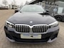 BMW 5-Serie Touring 530e xDrive M Sport Trekhaak | Stuurverw. | HiFi | Camera | Stoelverw.