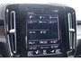 Volvo XC40 T5 Recharge Plus Dark | Stoelverwarming | Parkeercamera | H/K | BLIS | Pilot Assist | Glossy Black | Keyless