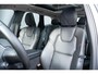 Volvo XC60 T6 Plug-in hybrid AWD Plus Dark | Trekhaak | Rondom zichtcamera | Verwarmbare voorstoelen+stuurwiel+achterbank | Premium audio by Harman Kardon | 19 inch Lichtmetalen velgen