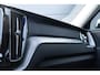 Volvo XC60 T6 Plug-in hybrid AWD Plus Dark | Trekhaak | Rondom zichtcamera | Verwarmbare voorstoelen+stuurwiel+achterbank | Premium audio by Harman Kardon | 19 inch Lichtmetalen velgen