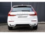Volvo XC60 T6 Plug-in hybrid AWD Plus Dark | Trekhaak | Rondom zichtcamera | Verwarmbare voorstoelen+stuurwiel+achterbank | Premium audio by Harman Kardon | 19 inch Lichtmetalen velgen