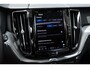 Volvo XC60 T6 Plug-in hybrid AWD Plus Dark | Trekhaak | Rondom zichtcamera | Verwarmbare voorstoelen+stuurwiel+achterbank | Premium audio by Harman Kardon | 19 inch Lichtmetalen velgen