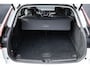 Volvo XC60 T6 Plug-in hybrid AWD Plus Dark | Trekhaak | Rondom zichtcamera | Verwarmbare voorstoelen+stuurwiel+achterbank | Premium audio by Harman Kardon | 19 inch Lichtmetalen velgen
