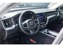 Volvo XC60 T6 Plug-in hybrid AWD Plus Dark | Trekhaak | Rondom zichtcamera | Verwarmbare voorstoelen+stuurwiel+achterbank | Premium audio by Harman Kardon | 19 inch Lichtmetalen velgen