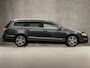 Volkswagen Passat Variant 1.4 TSI Highline (NAVIGATIE, CLIMATE, LEDER/ALCANTARA, STOELVERWARMING, SPORTSTOELEN, GETINT GLAS, CRUISE, PARKEERSENSOREN, NIEUWE APK, NIEUWSTAAT)