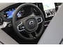 Volvo XC60 T6 350PK AWD Ultra Black Edition Lounge | 22" | Luchtvering | B&W | Trekhaak