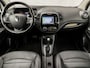 Renault Captur 1.2 TCe Intens Sport Automaat (NAVIGATIE, CLIMATE, LEDER, PARELMOER, CAMERA, SPORTSTOELEN, GETINT GLAS, CRUISE, NIEUWE APK, NIEUWSTAAT)