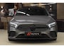 Mercedes-Benz A-klasse 200 AMG NAP/PANO/KEYLESS/CARPLAY/SFEER/VOL