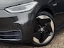 Volkswagen ID.3 First Max 58 kWh | 93% SOH | Pano | Trekhaak | Stoelverwarming | Camera | Adaptive Cruise | NL-Auto