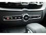 Volvo XC60 2.0 T6 Plug-in hybrid AWD Plus Bright | Luchtvering | pano | H&K Audio | ACC | Blis | 360 Camera | Mem stoelen |