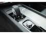 Volvo XC60 2.0 T6 Plug-in hybrid AWD Plus Bright | Luchtvering | pano | H&K Audio | ACC | Blis | 360 Camera | Mem stoelen |