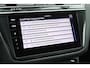 Volkswagen Tiguan 1.5 TSI 150pk DSG R-Line Business+ Black Style Trekhaak Camera harman/kardon Keyless Head-Up Keyless Panoramadak Navigatie