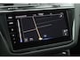 Volkswagen Tiguan 1.5 TSI 150pk DSG R-Line Business+ Black Style Trekhaak Camera harman/kardon Keyless Head-Up Keyless Panoramadak Navigatie