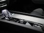 Volvo XC60 2.0 T6 Plug-in hybrid AWD Plus Black Edition / Trekhaak / Pano. Dak / 360 camera / Stoel-, stuurwiel- & achterbankverwarming / Elektr. stoelverstelling / BLIS