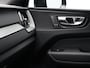 Volvo XC60 2.0 T6 Plug-in hybrid AWD Plus Black Edition / Trekhaak / Pano. Dak / 360 camera / Stoel-, stuurwiel- & achterbankverwarming / Elektr. stoelverstelling / BLIS