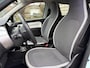 Renault Twingo 1.0 SCe Limited | Airco | Elektrische ramen | NAP | Nieuwe APK t/m 2028 | Leuke auto!!