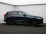 Volvo XC60 2.0 T8 Plug-in hybrid AWD Plus Black Edition / Pano. dak / Stoel-, achterbank- + stuurwielverwarming / Elektr. stoelverstelling / Achteruitrijcamera / Harman Kardon Audio / BLIS