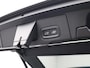 Volvo XC60 2.0 T8 Plug-in hybrid AWD Plus Black Edition / Pano. dak / Stoel-, achterbank- + stuurwielverwarming / Elektr. stoelverstelling / Achteruitrijcamera / Harman Kardon Audio / BLIS