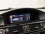 BMW 3-Serie 318i Sport 143Pk Automaat (SCHUIFDAK, CLIMATE, LEDER, STOELVERWARMING, SPORTSTOELEN, GETINT GLAS, PARKEERSENSOREN, CRUISE, NIEUWE APK, NIEUWSTAAT)