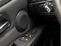 BMW 3-Serie 318i Sport 143Pk Automaat (SCHUIFDAK, CLIMATE, LEDER, STOELVERWARMING, SPORTSTOELEN, GETINT GLAS, PARKEERSENSOREN, CRUISE, NIEUWE APK, NIEUWSTAAT)
