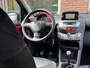 Toyota Aygo 1.0-12V ASPIRATION RED NAVIGATOR | AIRCO | VELGEN | NAVI | HALF LEER | NAP