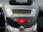 Toyota Aygo 1.0-12V ASPIRATION RED NAVIGATOR | AIRCO | VELGEN | NAVI | HALF LEER | NAP
