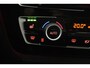 BMW 3-Serie 320i High Executive (STOELVERWARMING, DEALER ONDEROUDEN, CAMERA, CRUISE CONTROL, PARKEERSENSOREN, AUTOMAAT, LEER)