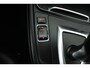 BMW 3-Serie 320i High Executive (STOELVERWARMING, DEALER ONDEROUDEN, CAMERA, CRUISE CONTROL, PARKEERSENSOREN, AUTOMAAT, LEER)